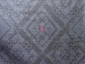 アンティーク　幾何学模様織り出し本場泥大島紬着物